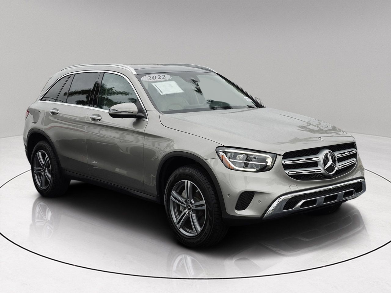2022 Mercedes-Benz GLC GLC300's photo