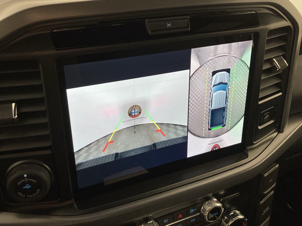 2025 Ford F-150 XLT photo 3