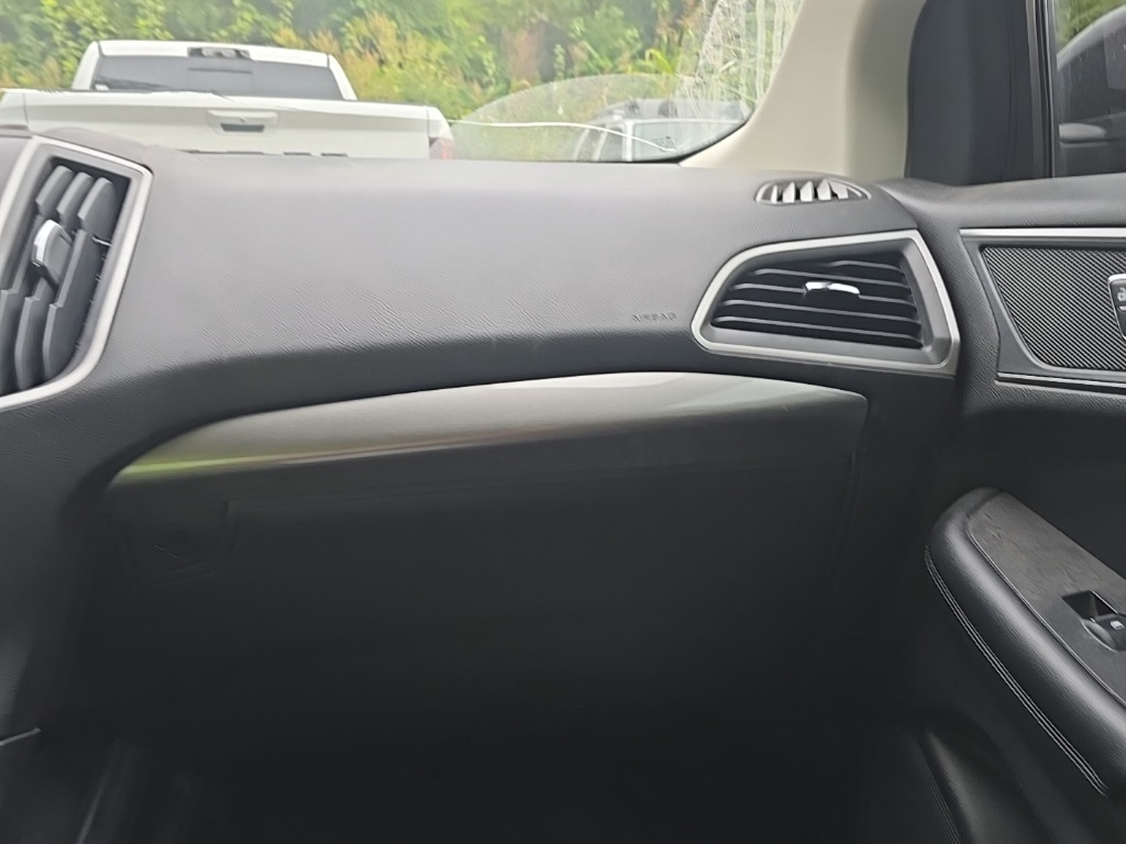 2022 Ford Edge SE photo 20