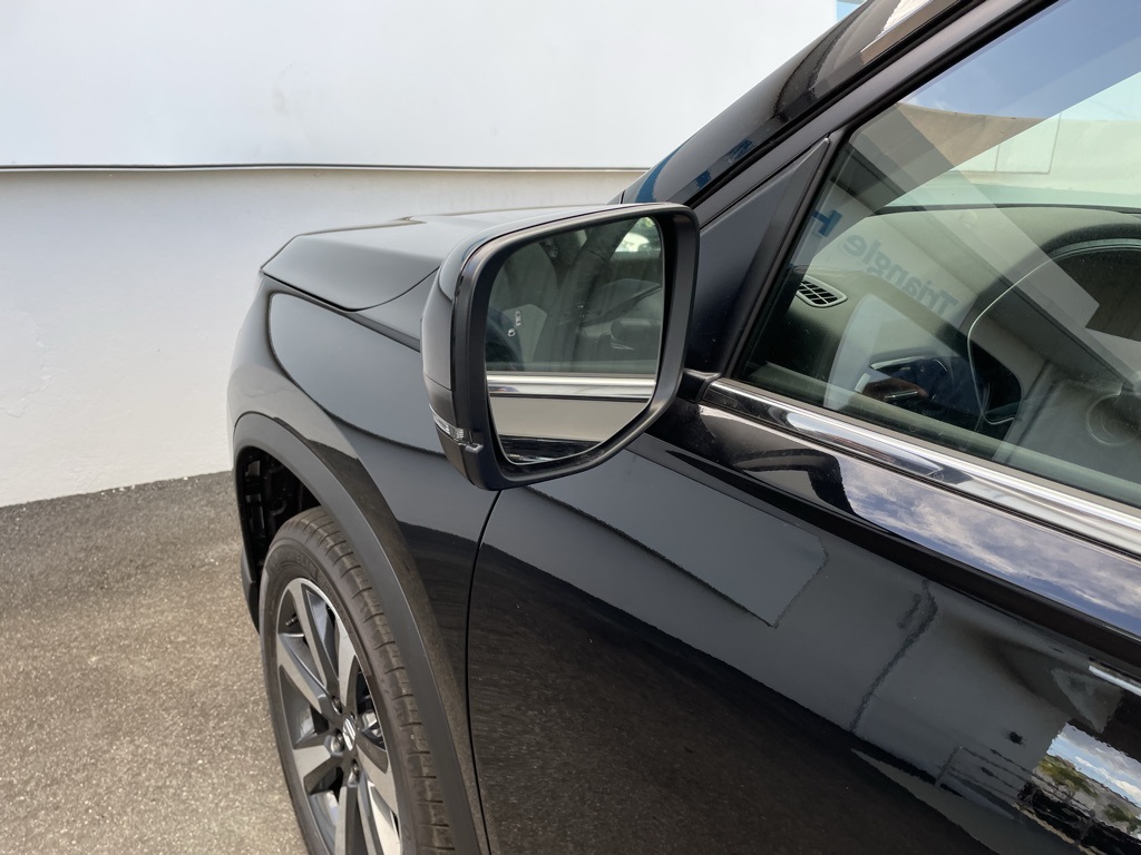 2025 Honda Pilot Touring photo 20