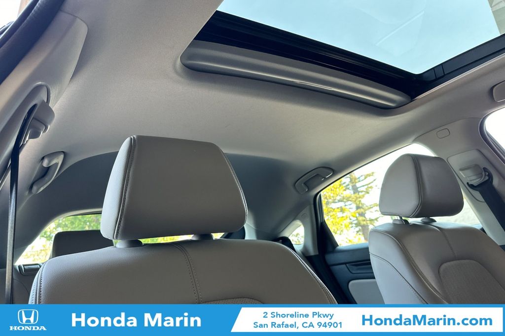 2022 Honda Civic EX-L photo 17