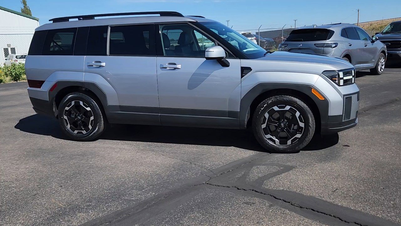 2024 Hyundai Santa Fe SEL photo 2