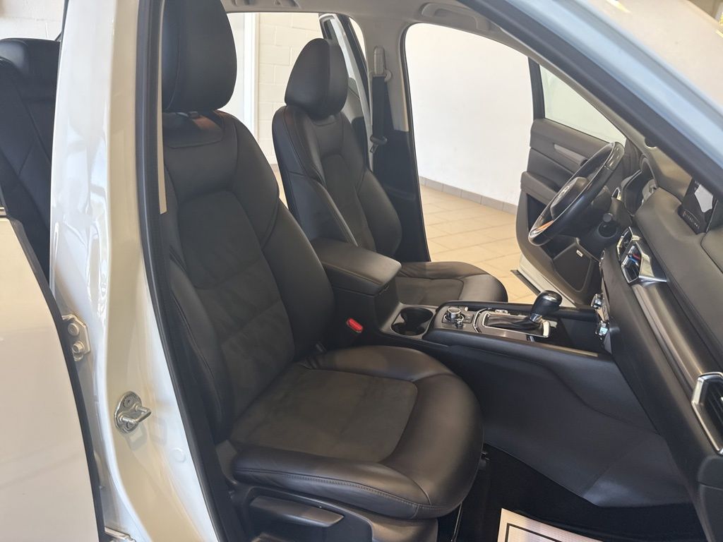 2017 Mazda CX-5 Touring photo 10