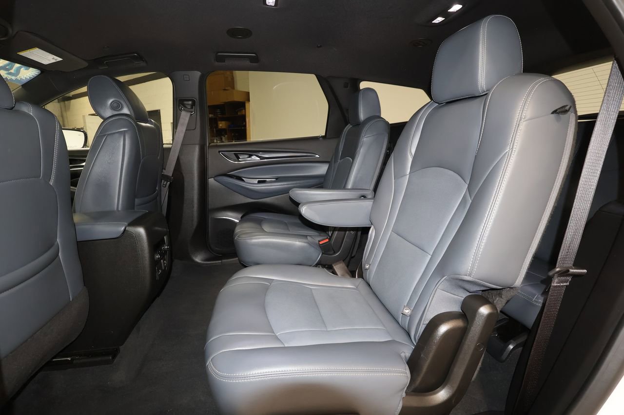 2024 Buick Enclave Premium photo 21