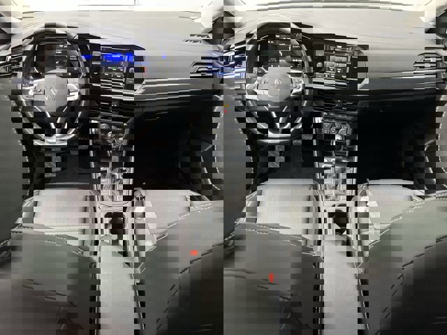 2023 Volkswagen Jetta SE photo 4