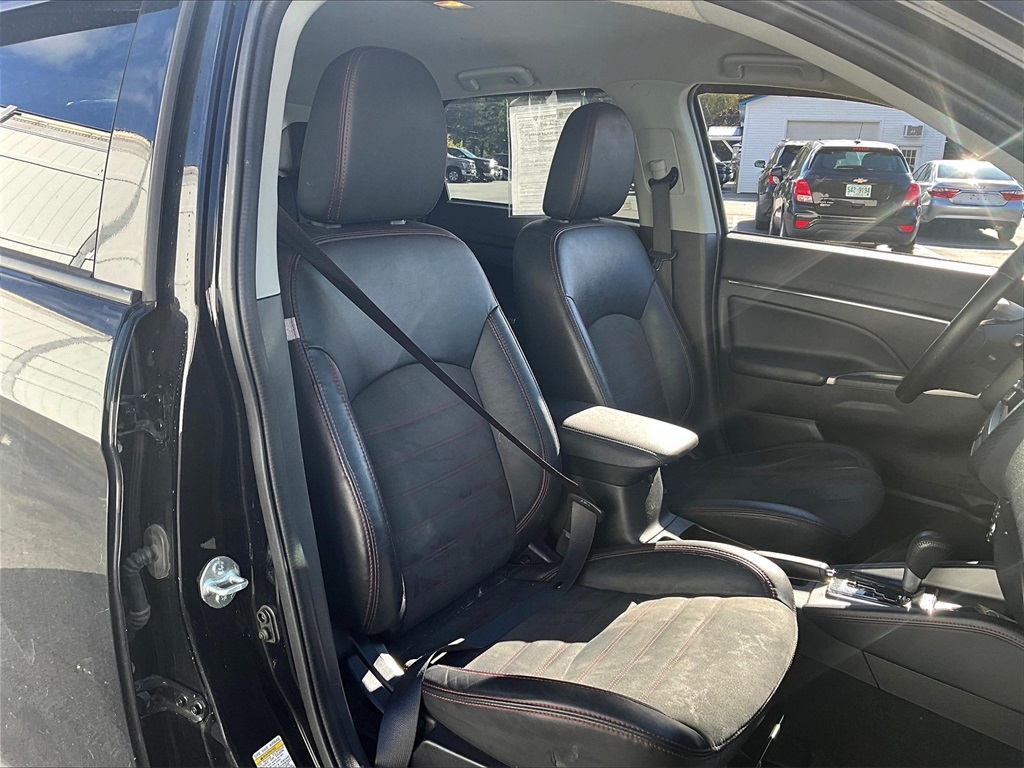 2018 Mitsubishi Outlander Sport SE photo 11