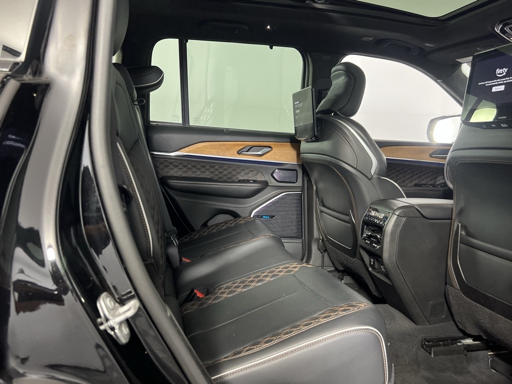 2023 Jeep Grand Cherokee Summit Reserve 4xe photo 26