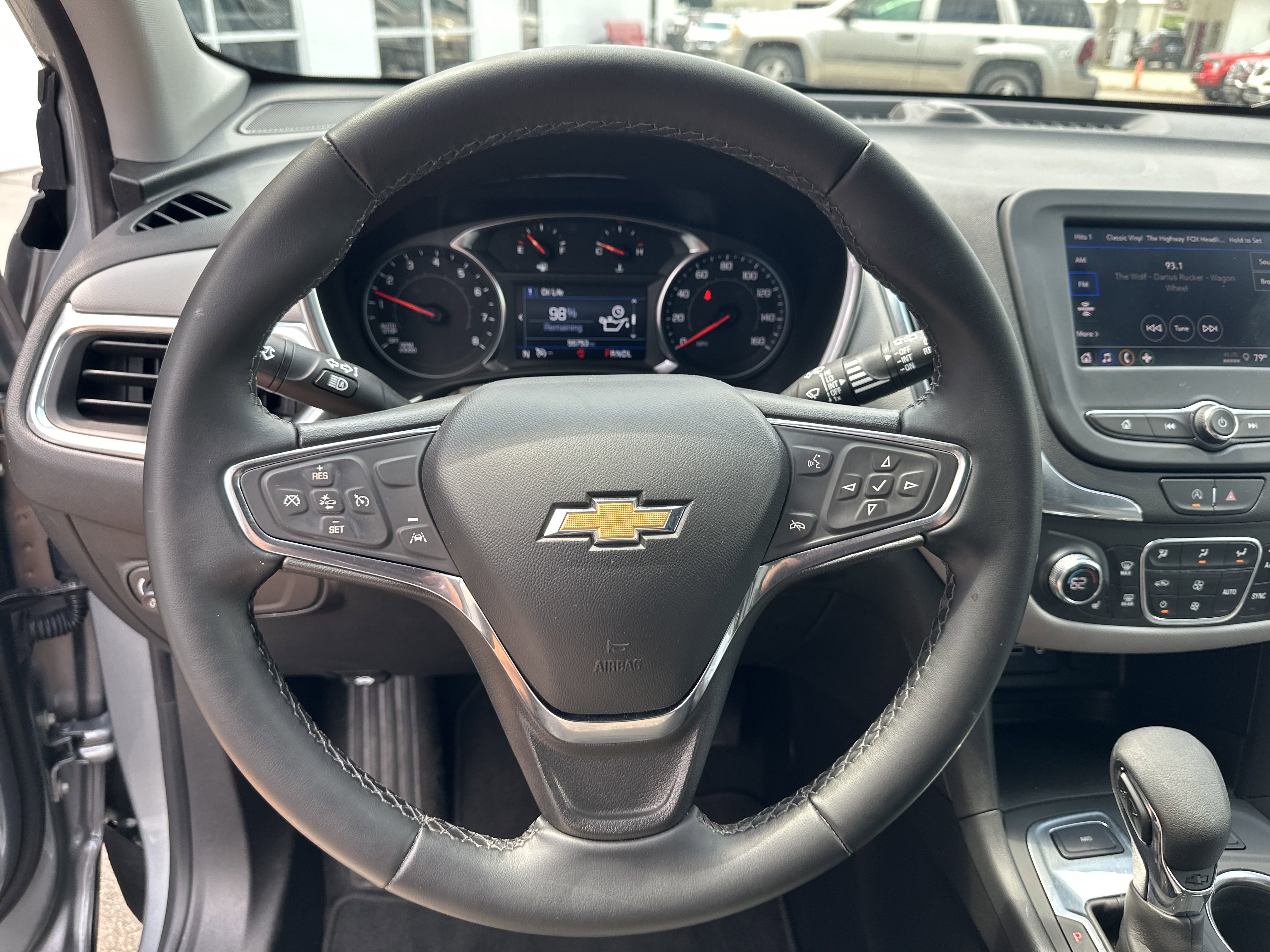 2024 Chevrolet Equinox LT photo 4