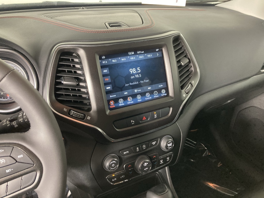 Used 2022 Jeep Cherokee Trailhawk with VIN 1C4PJMBX3ND503101 for sale in Elk River, Minnesota