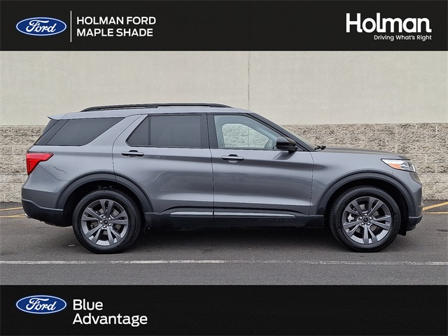 2022 Ford Explorer XLT's photo