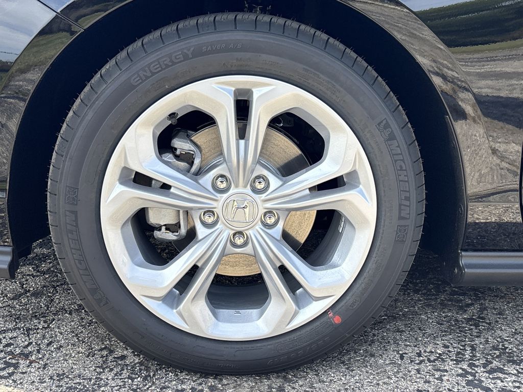 2025 Honda Accord LX photo 24