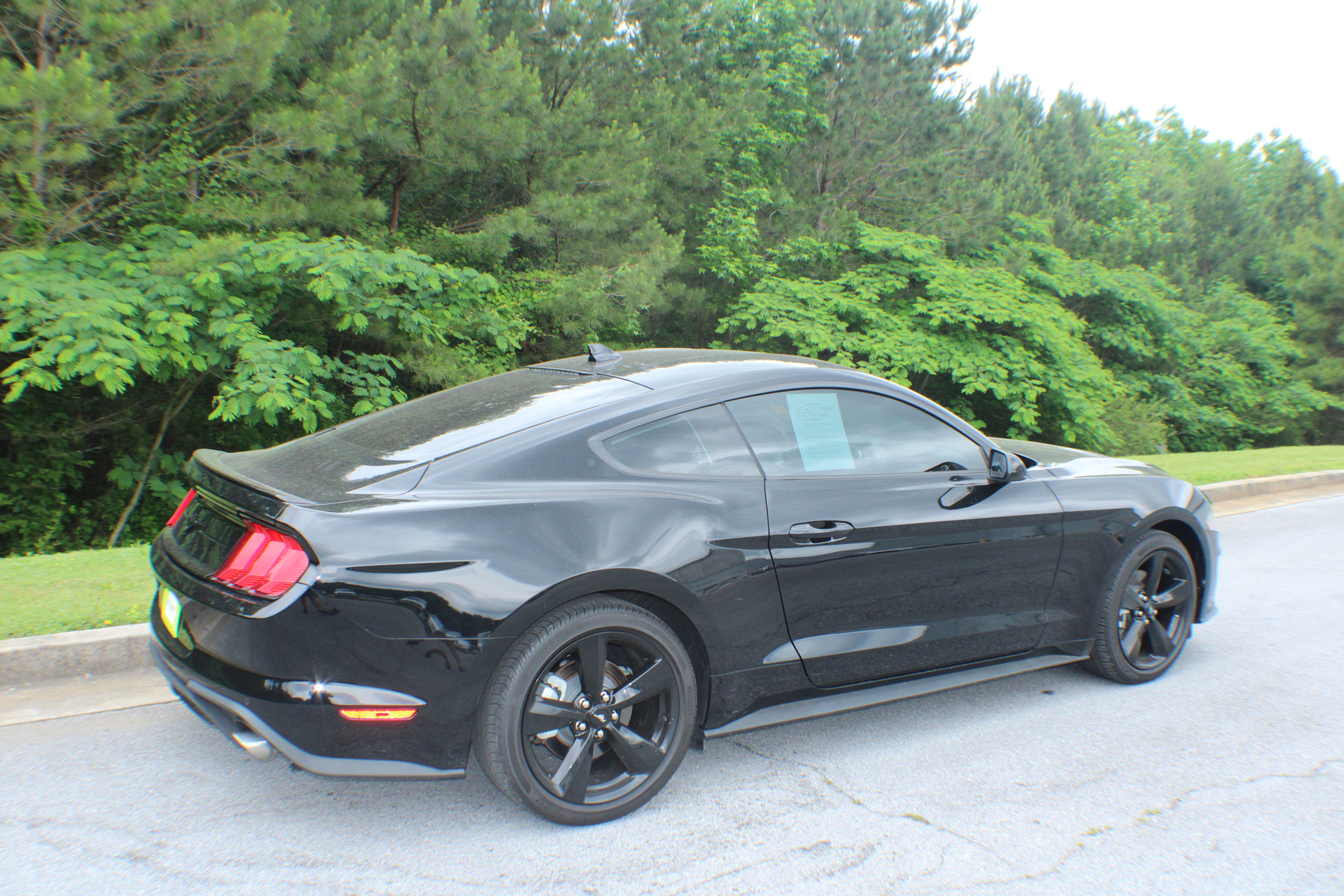 2023 Ford Mustang EcoBoost photo 2