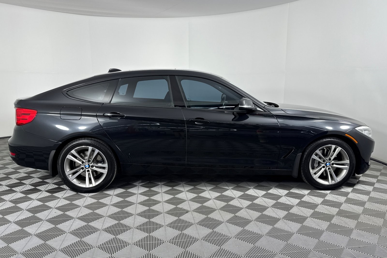 2016 Bmw 335i xDrive GT photo 3