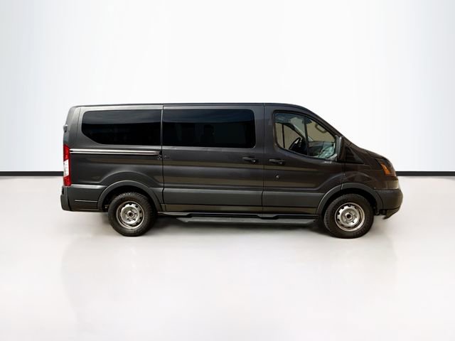 2018 Ford Transit Passenger XL photo 4