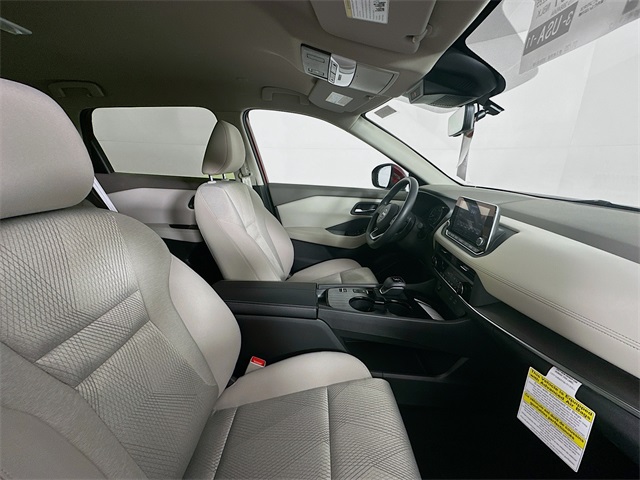 2024 Nissan Rogue SV photo 28