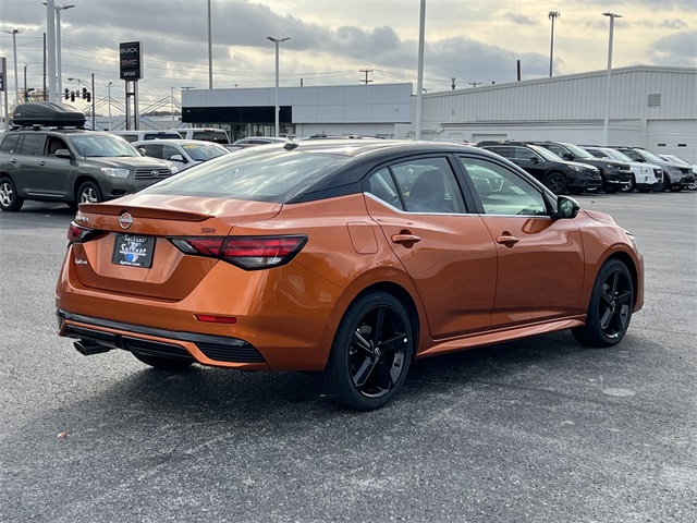 2025 Nissan Sentra SR photo 4