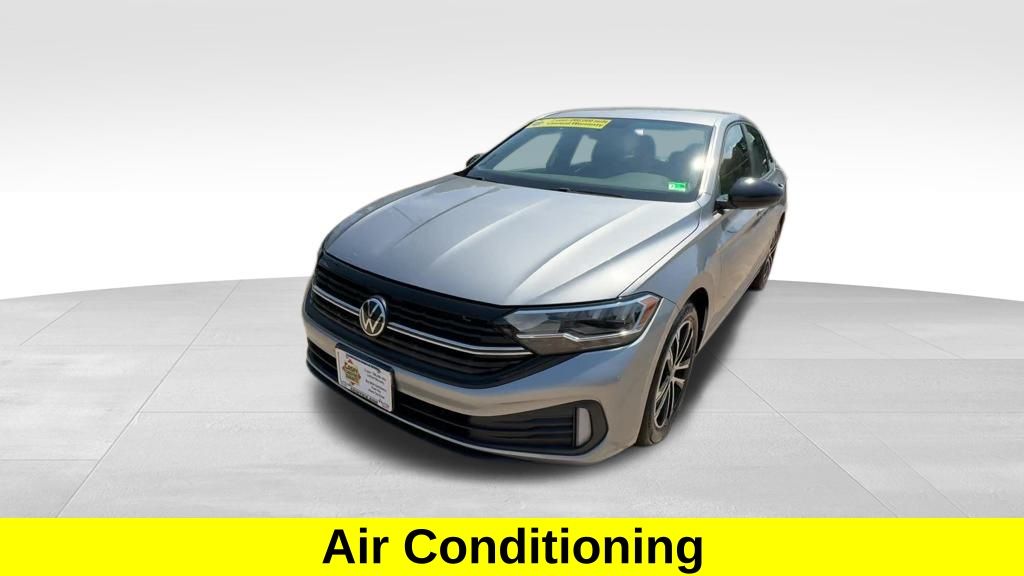 2022 Volkswagen Jetta 1.5T Sport photo 9