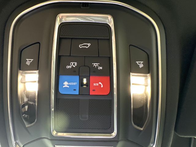 2025 Jeep Grand Cherokee Limited photo 22