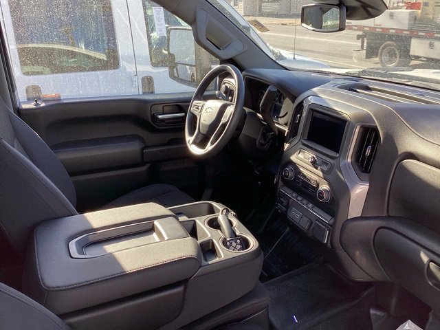 2025 Chevrolet Silverado 3500HD Work Truck photo 9