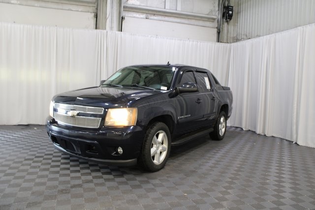 2008 Chevrolet Avalanche LT photo 31
