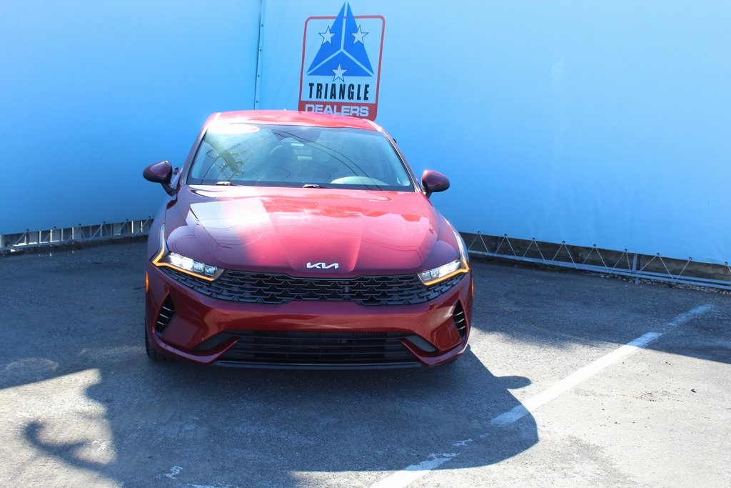 2022 Kia K5 LXS photo 2