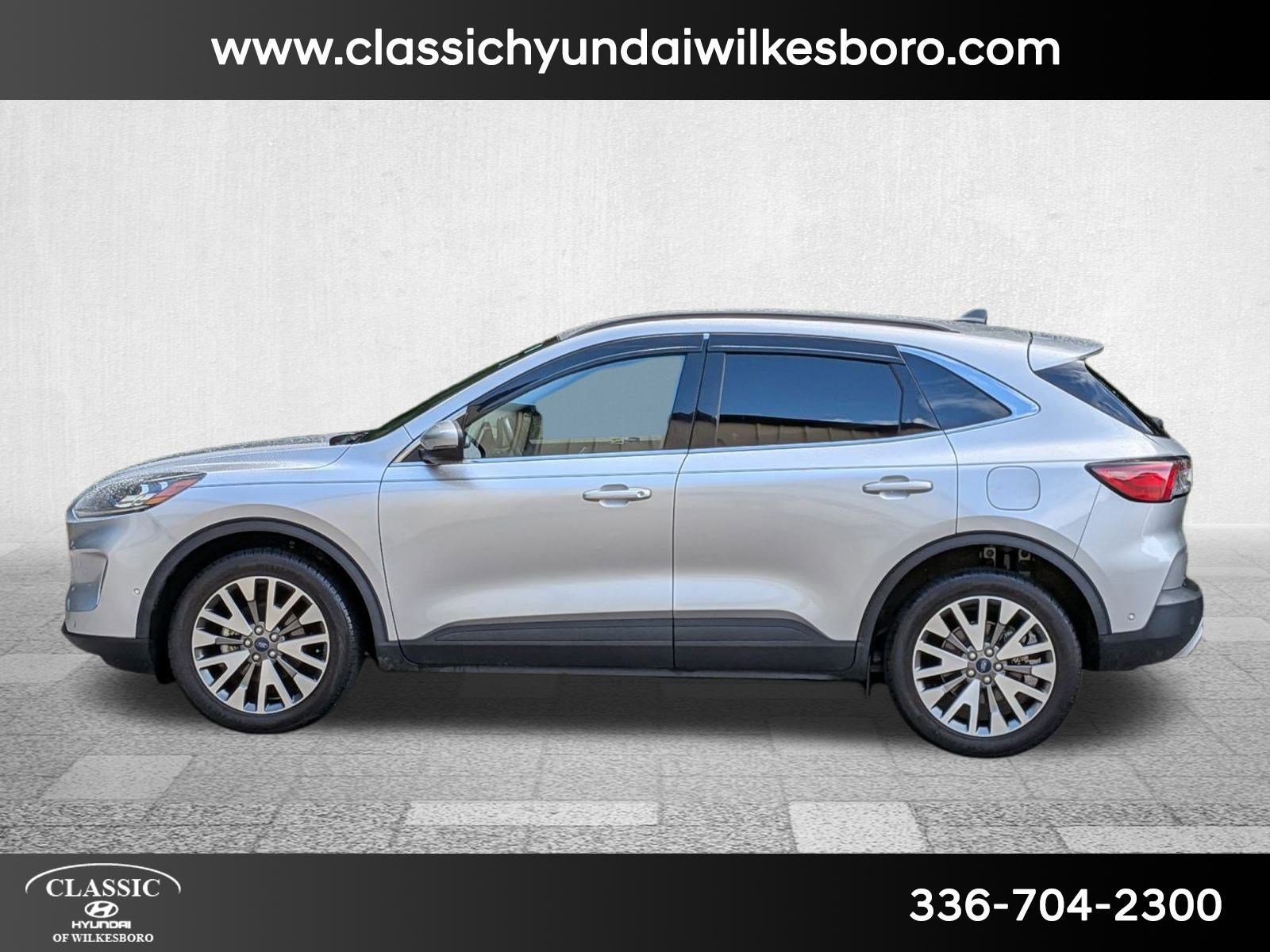 2020 Ford Escape Titanium photo 7
