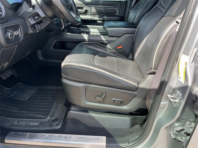 2021 Ram 3500 Limited photo 12