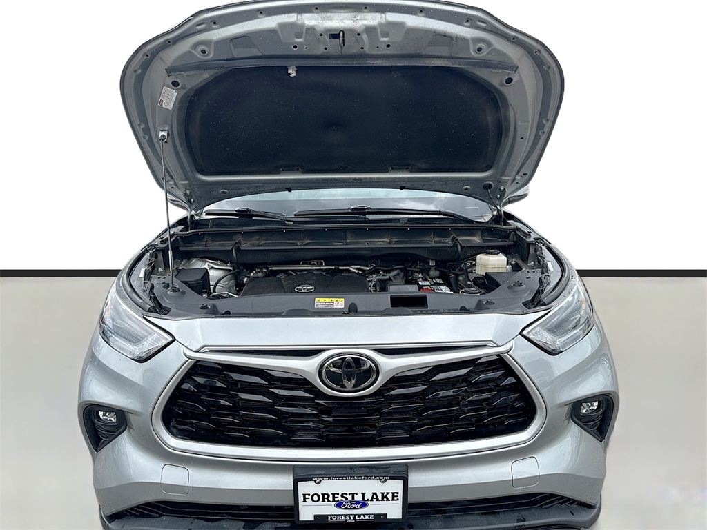 2021 Toyota Highlander XLE photo 20