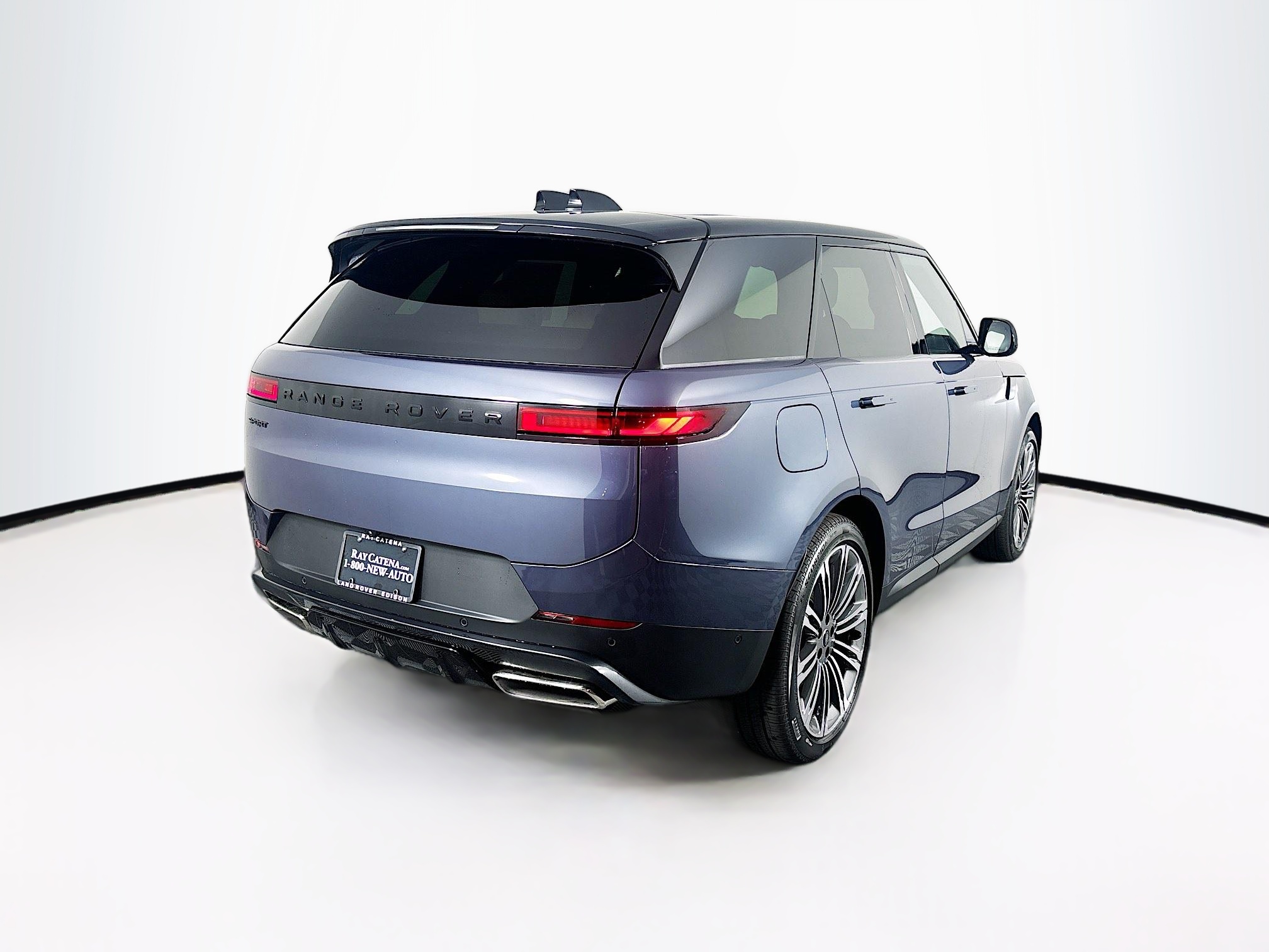 2025 Land Rover Range Rover Sport SE photo 5