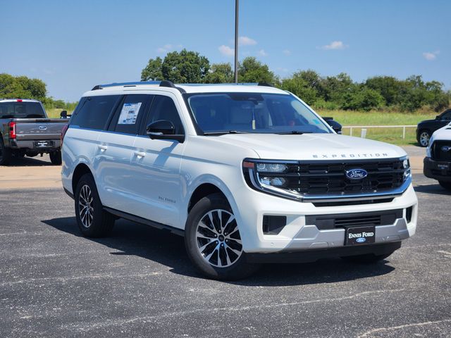 2025 Ford Expedition Platinum MAX photo 2