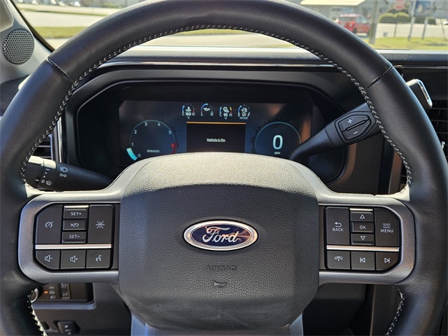 2023 Ford F-250 Lariat photo 22