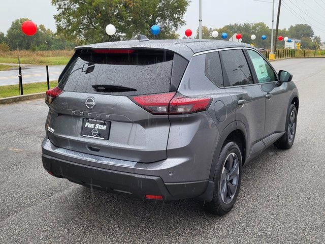 2026 Nissan Rogue SV photo 2