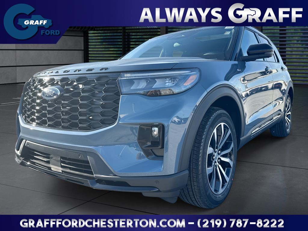 2026 Ford Explorer ST-LINE's photo