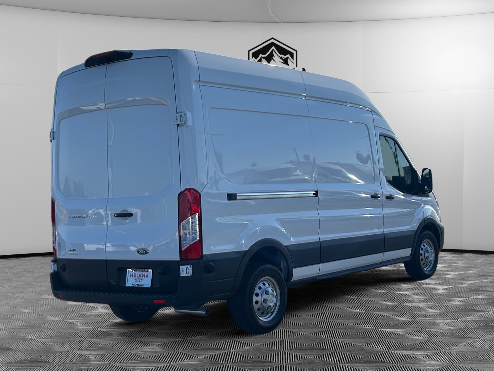 2025 Ford Transit Cargo Van photo 3
