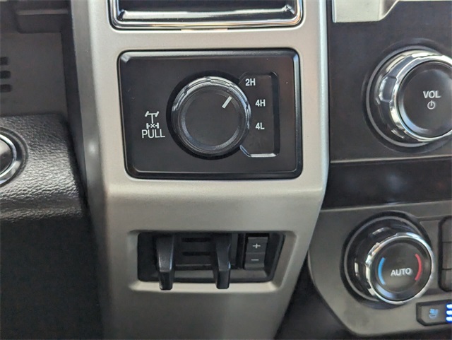 2021 Ford F-350 photo 24