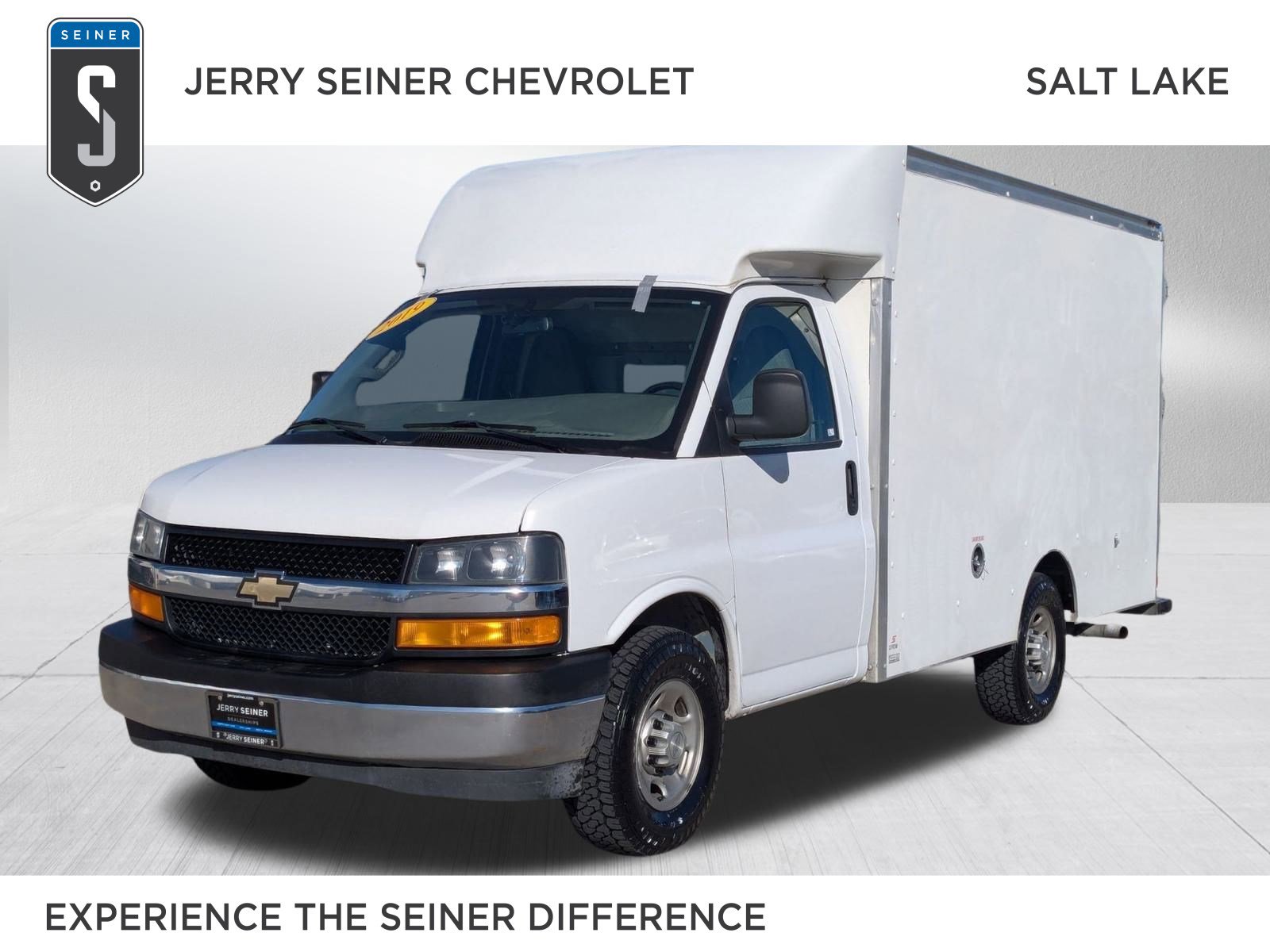2019 Chevrolet Express Cutaway Base