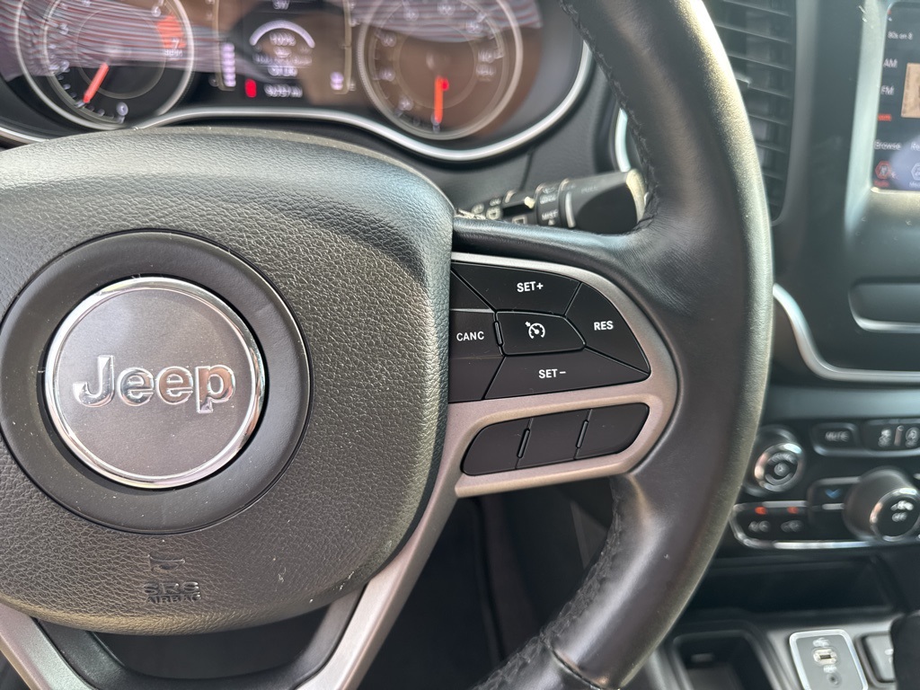 2019 Jeep Cherokee Latitude photo 44