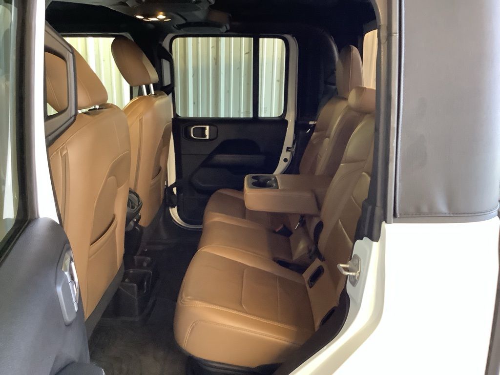 2020 Jeep Gladiator Overland photo 29