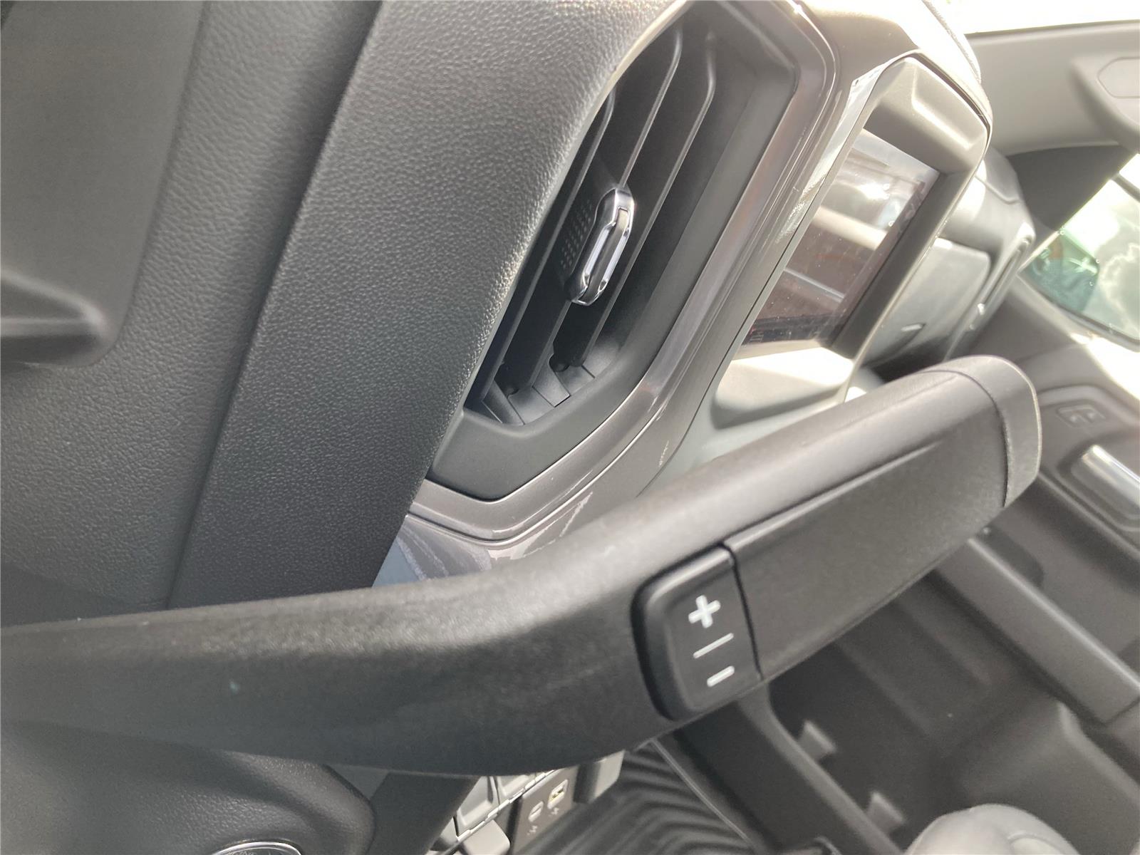 2026 Chevrolet Silverado 1500 Custom photo 27