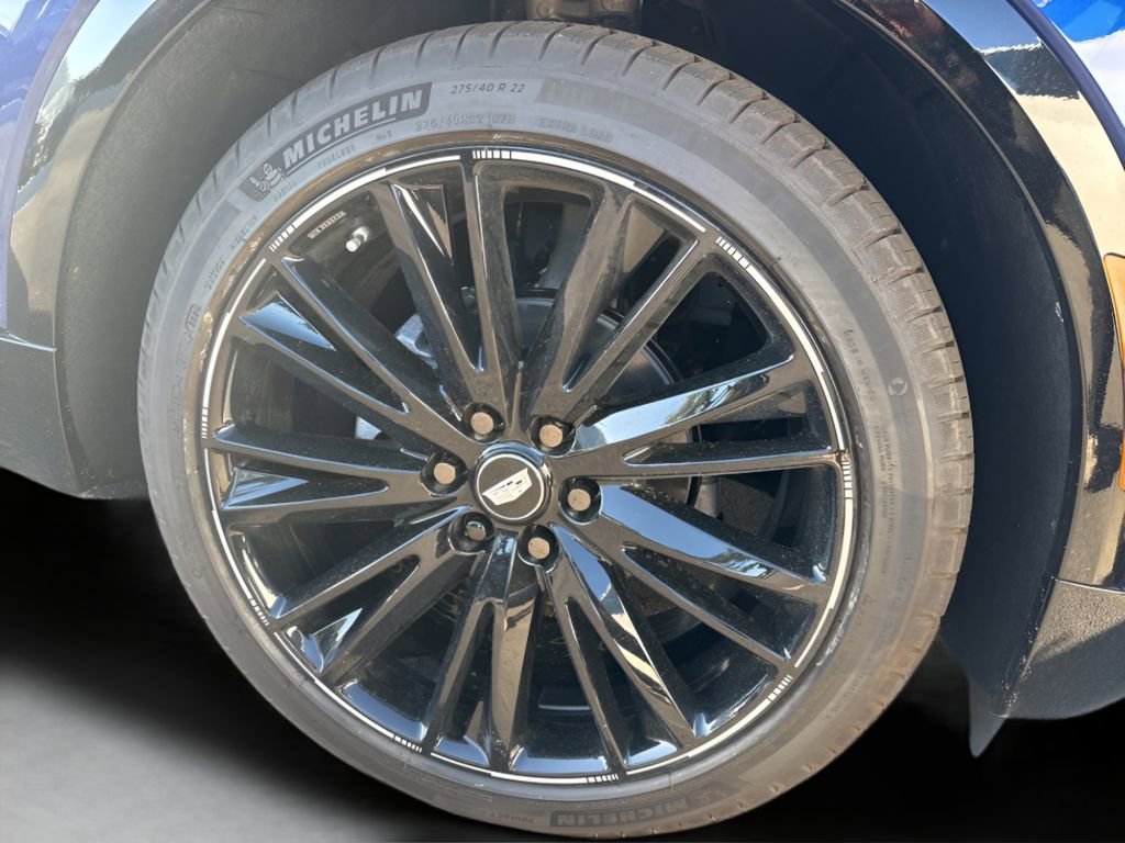 2025 Cadillac Lyriq Sport photo 9