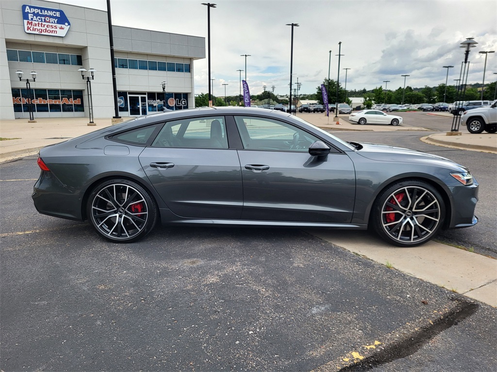 2022 Audi S7 Prestige photo 3