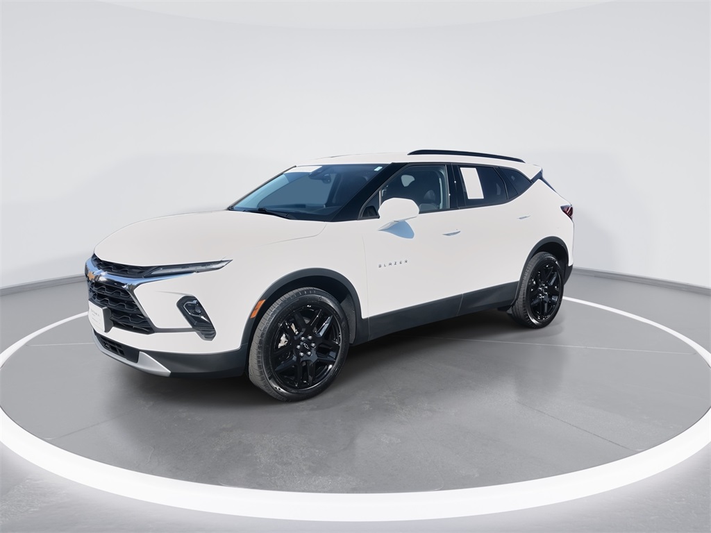 2023 Chevrolet Blazer 2LT photo 4