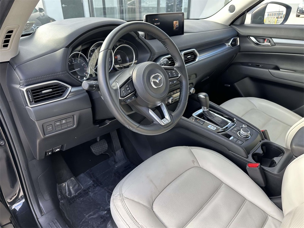 2021 Mazda CX-5 Touring photo 2