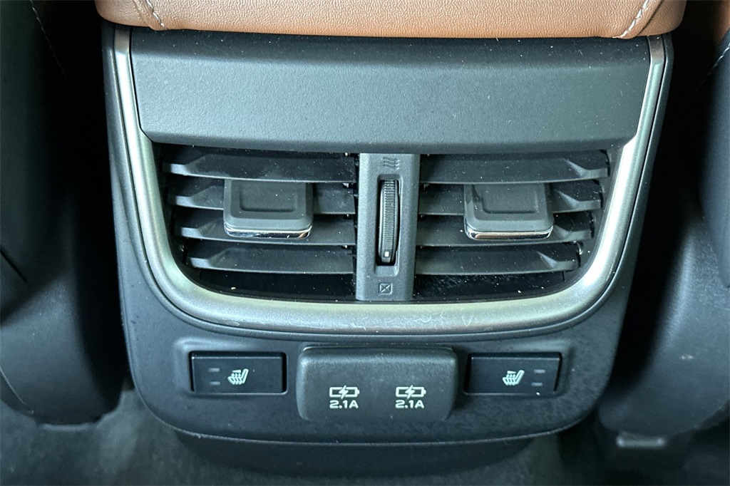 2022 Subaru Outback Touring XT photo 14
