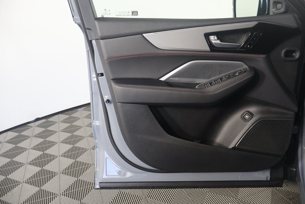2026 Acura MDX SH-AWD A-Spec Advance photo 7