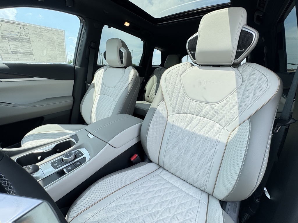 2026 Infiniti QX60 Autograph AWD photo 15