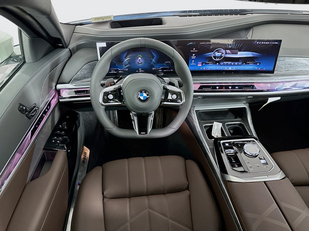 2025 Bmw 740i photo 17