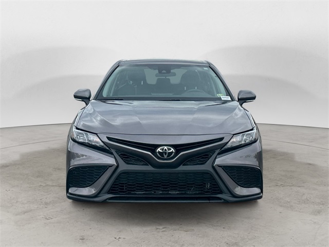 2024 Toyota Camry SE photo 8