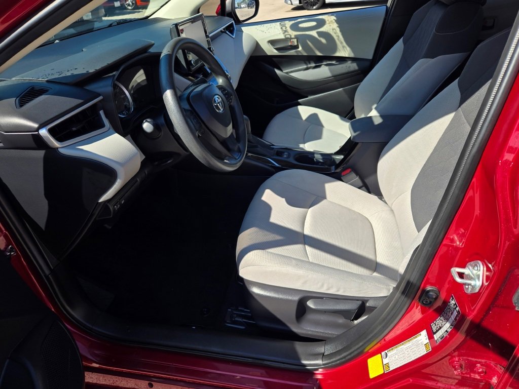 2022 Toyota Corolla LE photo 12
