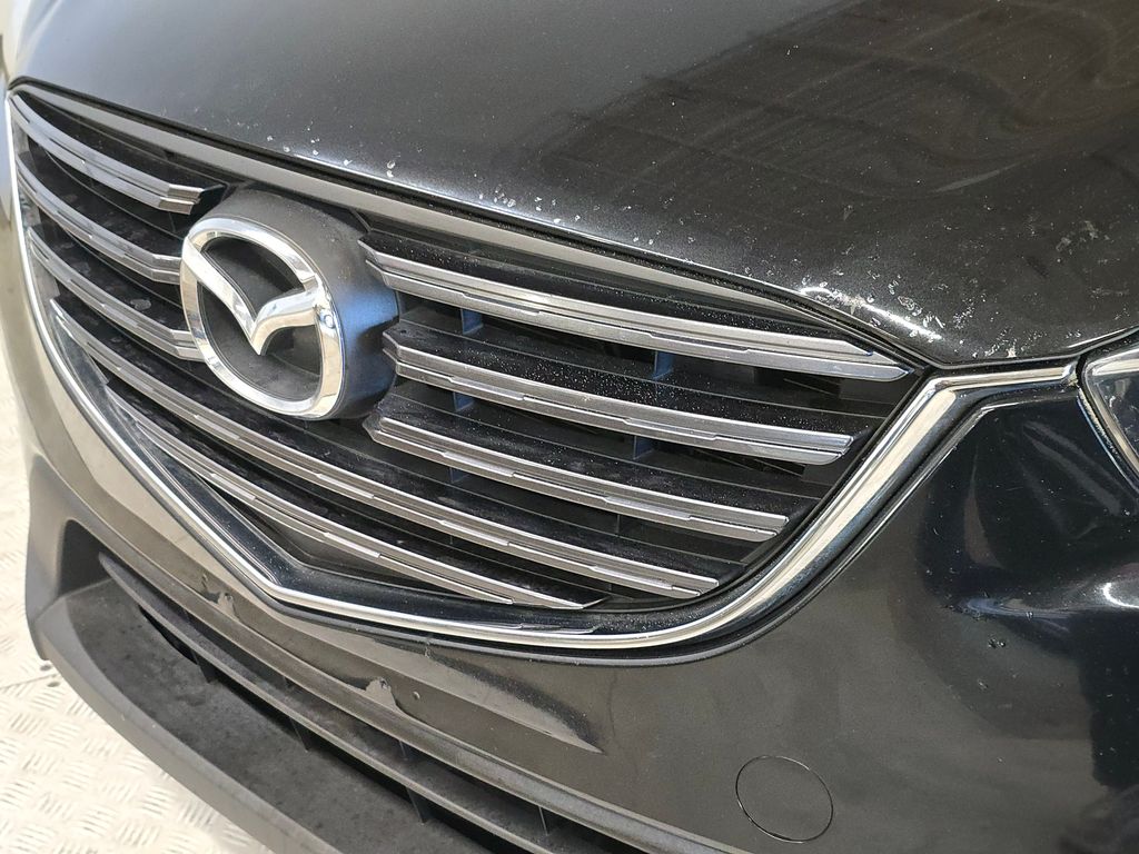 2016 Mazda CX-5 Sport photo 2